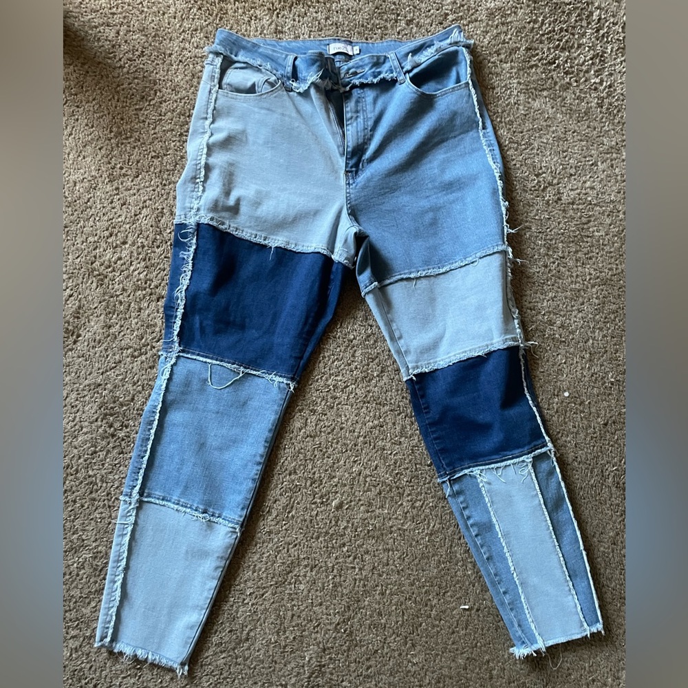 Rue 21 curvy jeans Size 16